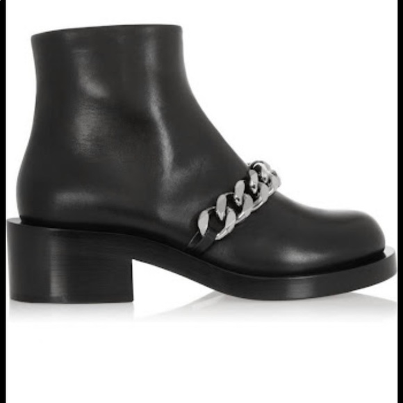 NWOT ZARA chunky platform boots with chain detail - Picture 5 of 5